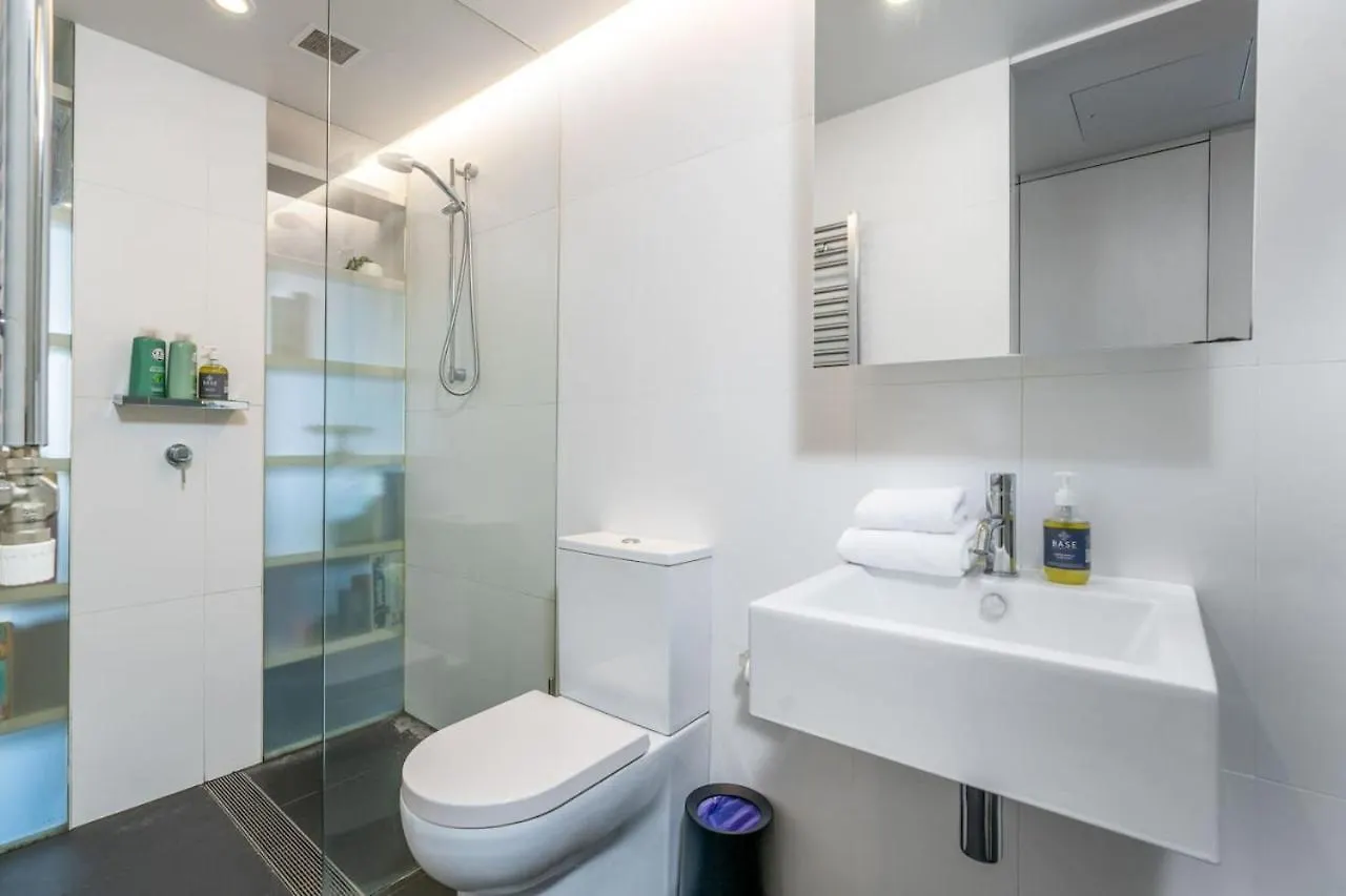 Elegant Inner City Life Nishi Building Canberra